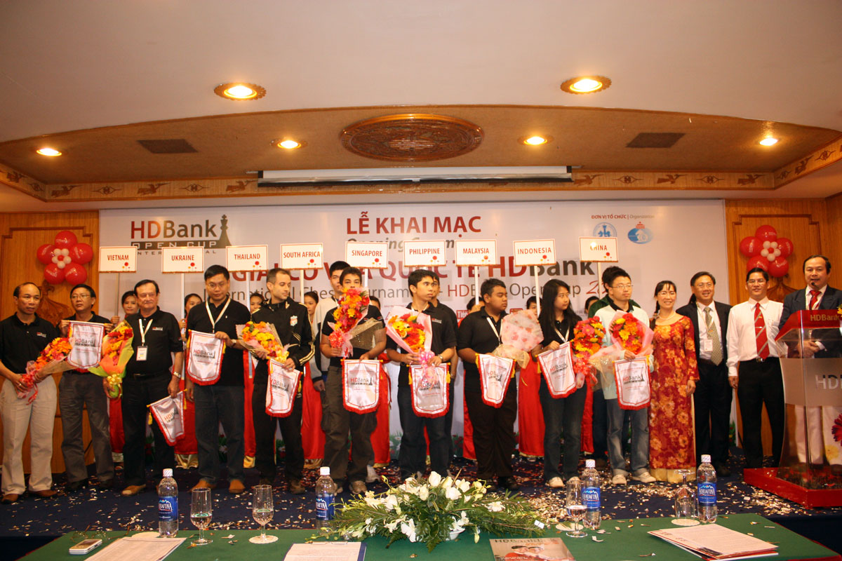 Khởi tranh giải cờ vua quốc tế HD Bank năm 2011