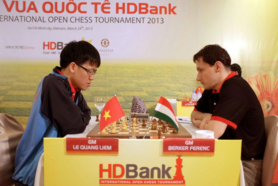 GM Lê Quang Liêm lần đầu đăng quang cờ vua HDBank