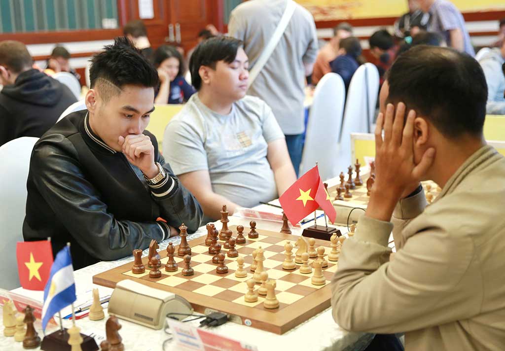 Giải cờ vua quốc tế HDBank 2018 - Ván 3: Trần Tuấn Minh “thăng hoa” trên sân nhà